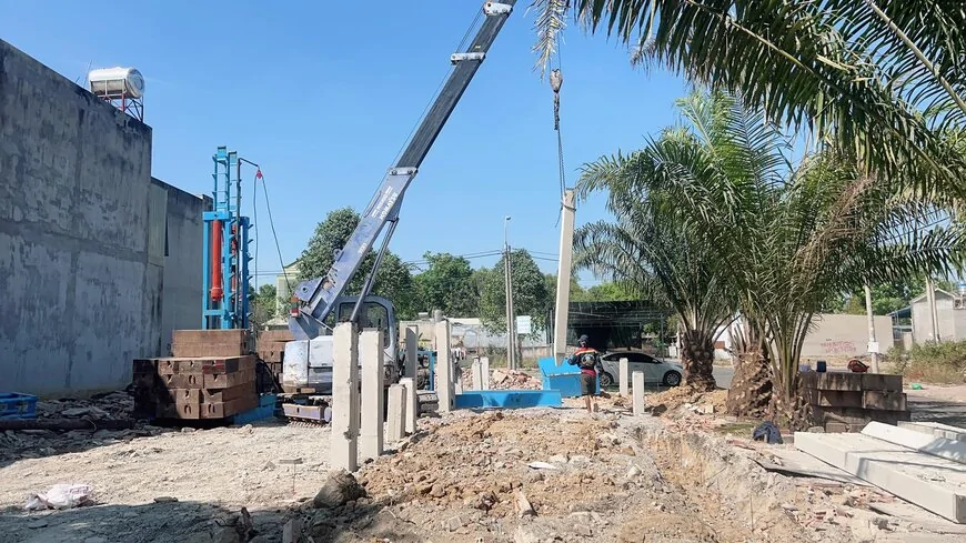 Làm việc nhanh chóng, thi công đúng hạn