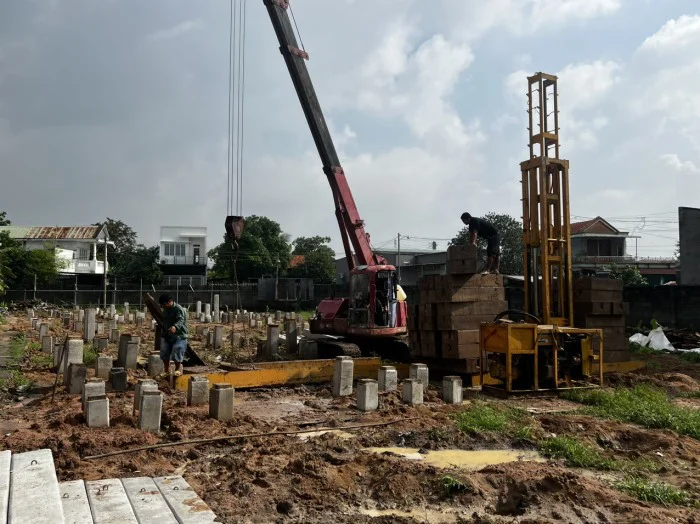 Vì sao không nên ép cọc bê tông vào mùa mưa